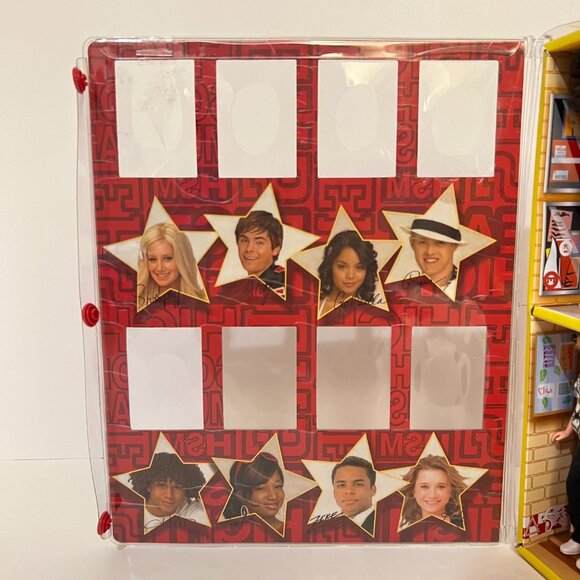 High School Musical East High Yearbook Playset Case with 4 Mini Dolls - Picture 11 of 16